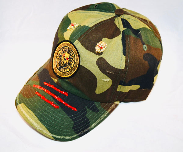 Signature Ruby Eye Lion-Emblem Medallion Jungle Camo Cap