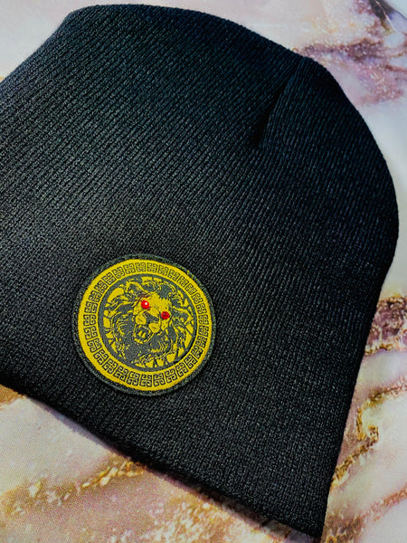 Signature Ruby Eye Lion-Emblem Medallion Jet Black Beanie